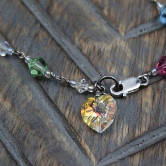 Crystal Heart Bracelet Multicolored  - Picture 3 of 5